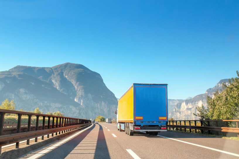 TMS ou DMS : Quel levier activer pour optimiser votre chaîne de transport ?